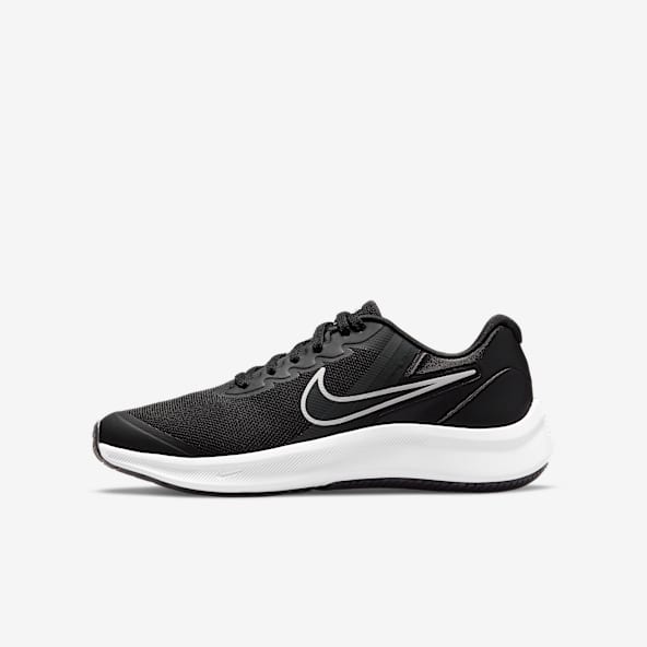 Nike boys runners clearance
